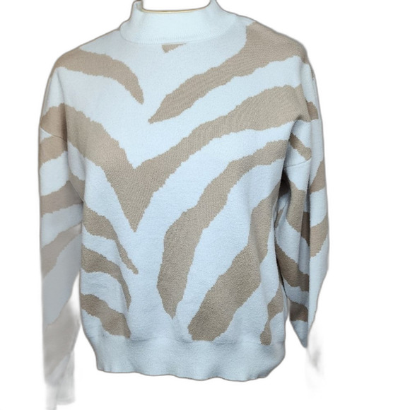 Forever 21 Oatmeal Ecru Zebra Pattern Mock Neck Sweater - Picture 11 of 11